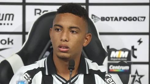 Jordan Barrera pode voltar em breve – Foto: Vitor Silva/Botafogo.