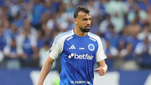 Fabricio Bruno jogador do Cruzeiro durante partida contra o Fluminense no estadio Mineirao pelo campeonato Brasileiro A 2025. Foto: Gilson Lobo/AGIF
