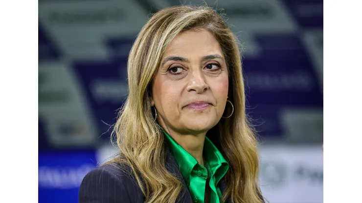 Leila Pereira presidente do Palmeiras antes da partida contra o Santos no estadio Arena Allianz Parque pelo campeonato Brasileiro A 2025. Foto: Fabio Giannelli/AGIF