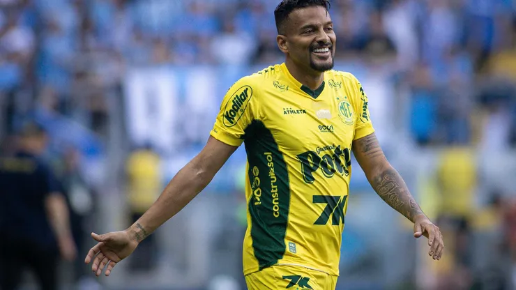Reinaldo, ex-Grêmio e atualmente no Mirassol. Foto: Maxi Franzoi/AGIF