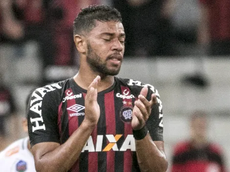 Renan Lodi quer voltar para a Europa e descarta acerto com o Athletico-PR em 2026