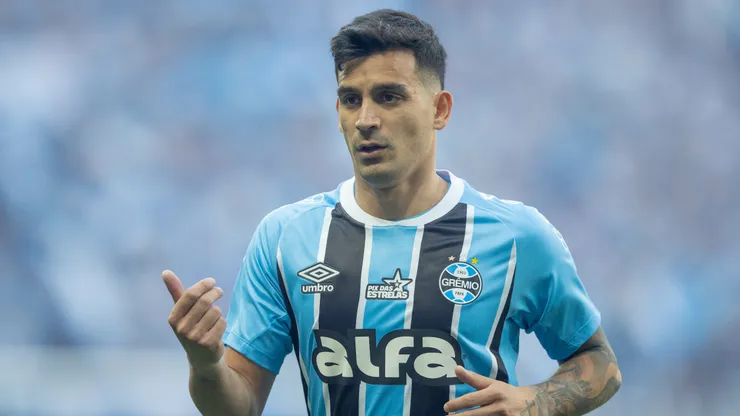 Cristaldo pode ganhar uma chance entre os titulares em Grêmio x Vasco