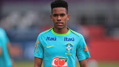 Estevao jogador do Brasil durante treino no Centro de Treinamento CT Joaquim Grava.