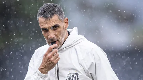 Vojvoda em treinamento no CT Rei Pelé. Foto: Raul Baretta/ Santos FC