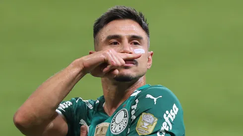 Willian jogador do Palmeiras comemora seu gol durante partida contra o Santos no estadio Arena Allianz Parque pelo campeonato Brasileiro A 2021. Foto: Marcello Zambrana/AGIF