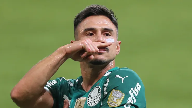 Willian jogador do Palmeiras comemora seu gol durante partida contra o Santos no estadio Arena Allianz Parque pelo campeonato Brasileiro A 2021. Foto: Marcello Zambrana/AGIF