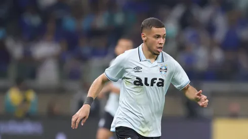 Alysson, jogador do Grêmio