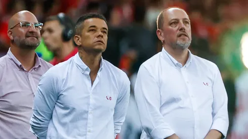 Andres D'Alessandro e Alessandro Barcellos presidente do Internacional durante partida contra o Mexico no estadio Beira-Rio pelo campeonato Amistoso. Foto: Luiz Erbes/AGIF