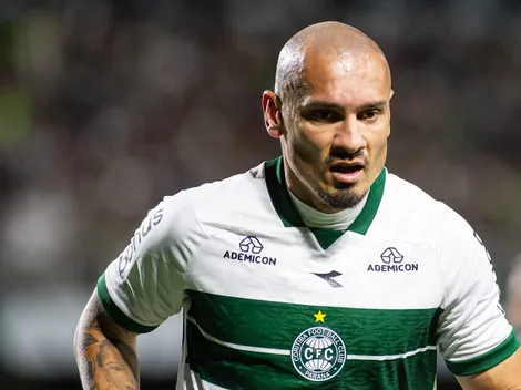 Maicon tem futuro definido no Coritiba em 2026 e não voltará ao Vasco