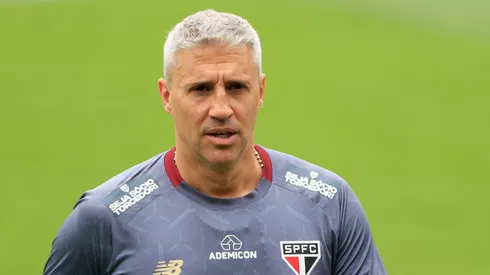 Crespo fica no São Paulo para 2026.