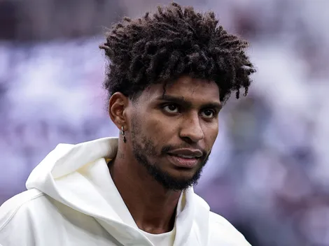 Hugo Souza deve ficar fora de Corinthians x São Paulo