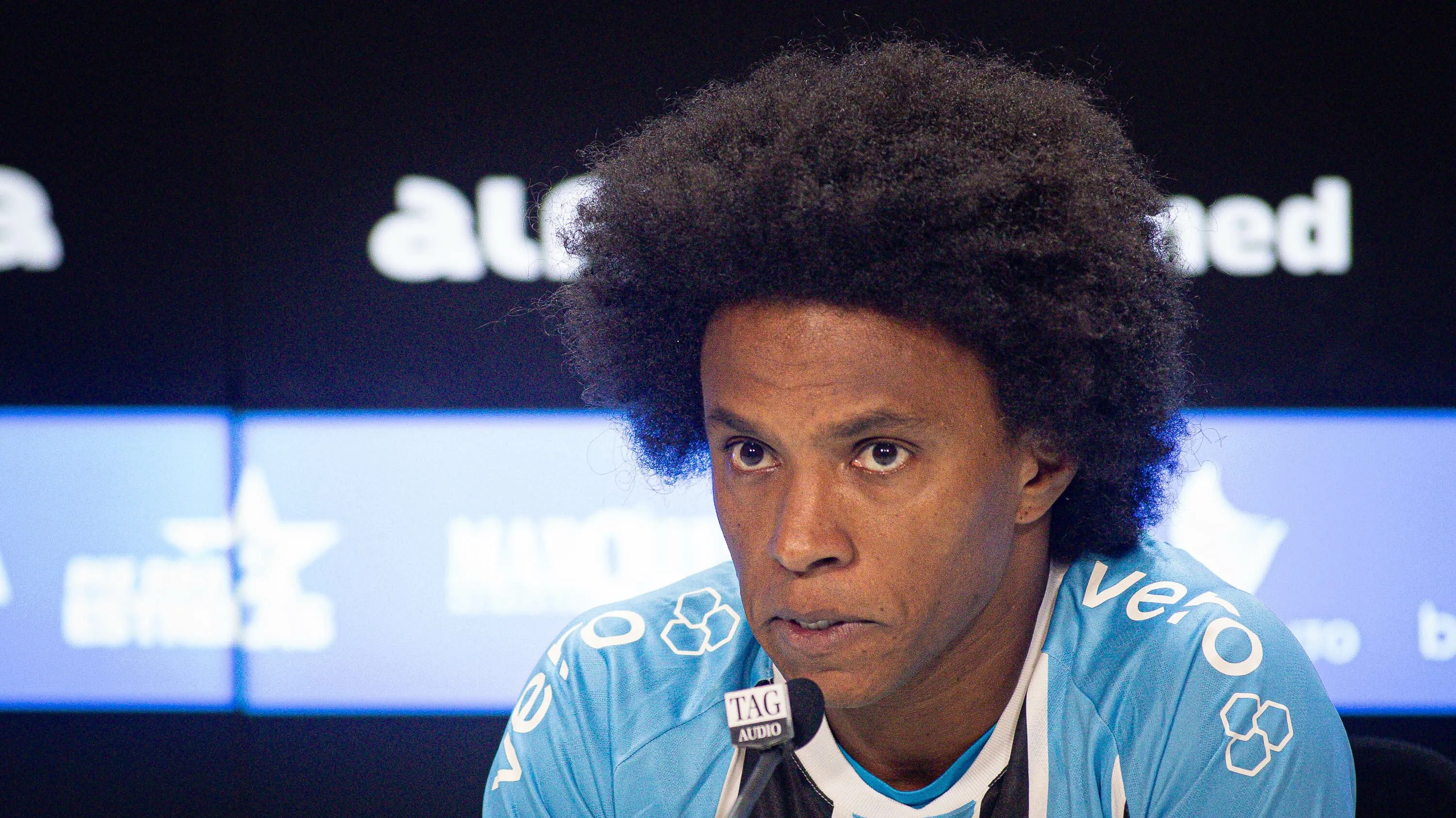 Willian se aproxima de retorno no Grêmio - Foto: Maxi Franzoi/AGIF.