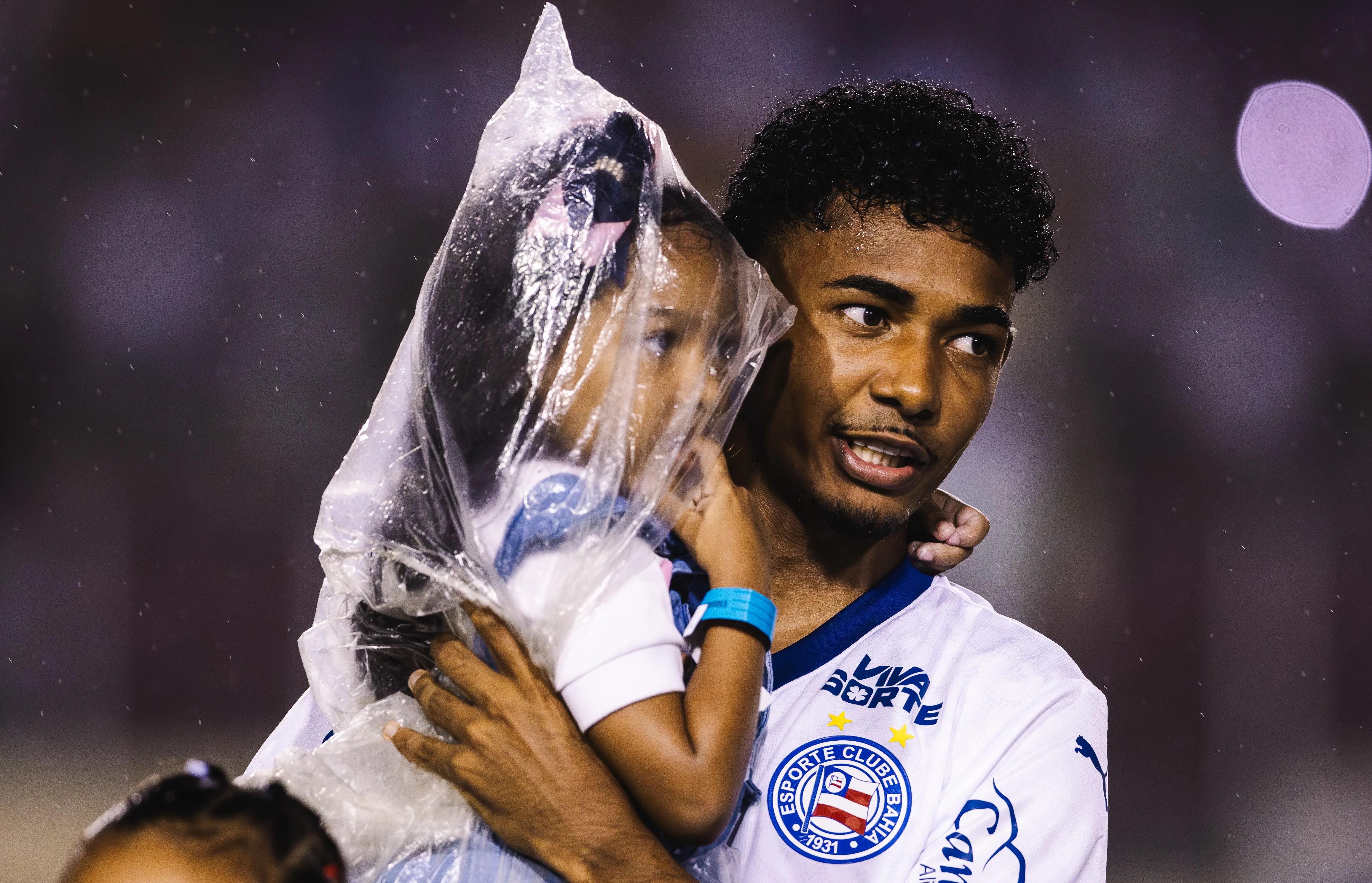 Vitinho, meio-campista do Bahia, em partida contra o Confiança (Imagem: Letícia Martins/EC Bahia)