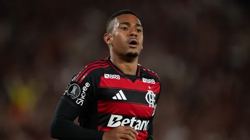Samuel Lino foi criticado pela torcida do Flamengo novamente.