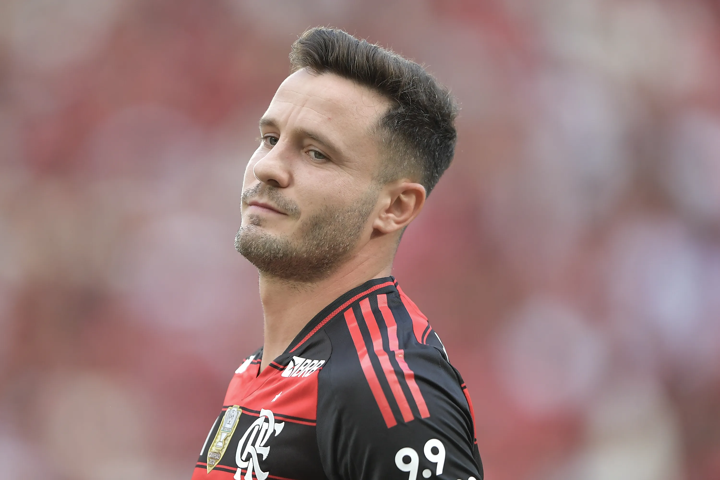RJ – RIO DE JANEIRO – 31/08/2025 – BRASILEIRO A 2025, FLAMENGO X GREMIO – Saul jogador do Flamengo durante partida contra o Gremio no estadio Maracana pelo campeonato Brasileiro A 2025. Foto: Thiago Ribeiro/AGIF
