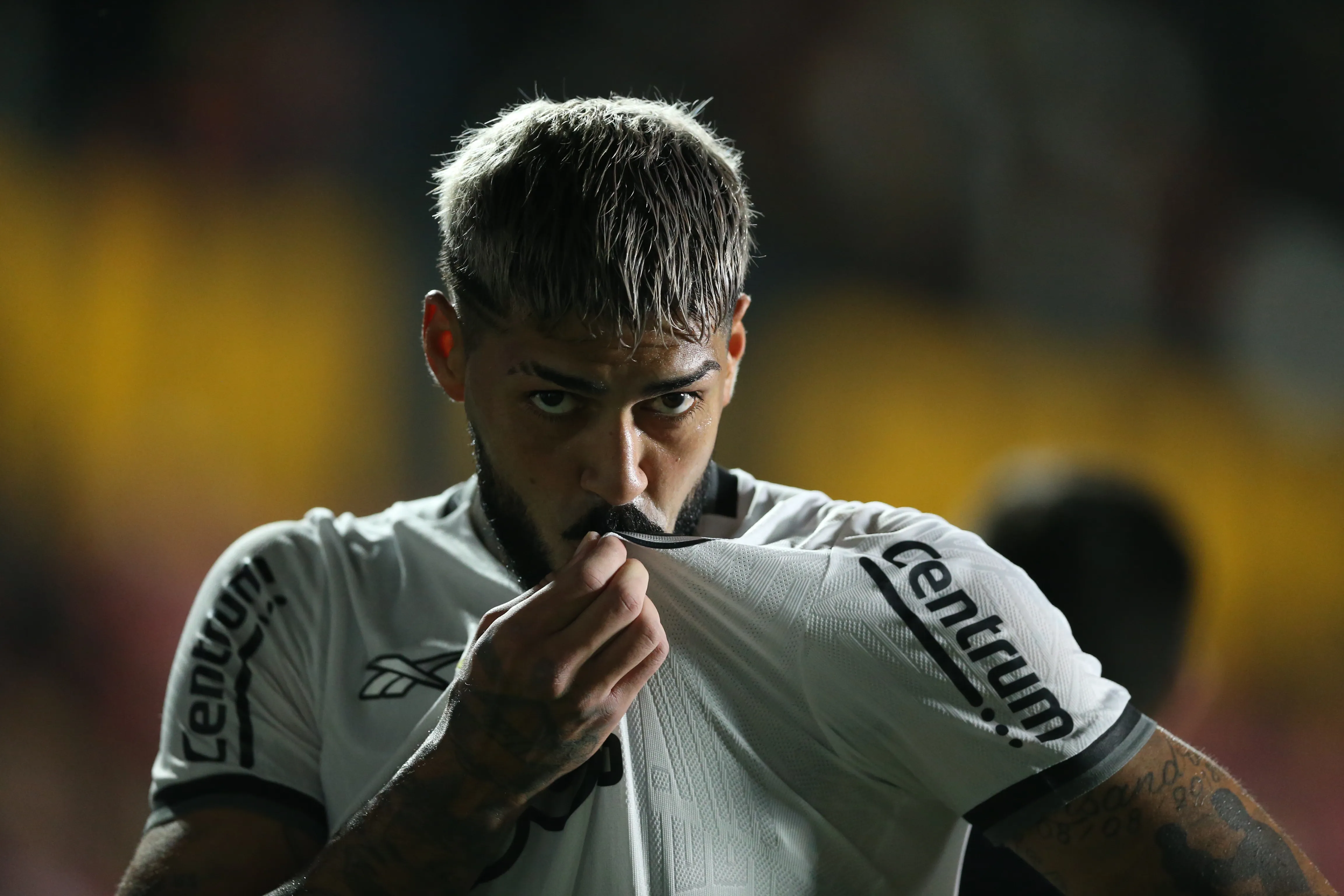 PE – RECIFE – 20/07/2025 – BRASILEIRO A 2025, SPORT X BOTAFOGO – Barboza jogador do Botafogo durante a partida entre Sport e Botafogo no Estadio da Ilha do Retiro em Recife (PE), pelo campeonato brasileiro Serie A. Foto: Marlon Costa/AGIF