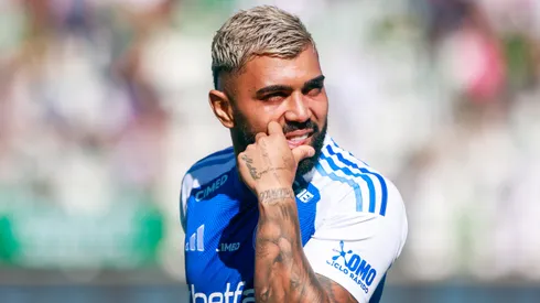 Gabigol jogador do Cruzeiro durante partida contra o Juventude no estadio Alfredo Jaconi pelo campeonato Brasileiro A 2025. Foto: Luiz Erbes/AGIF