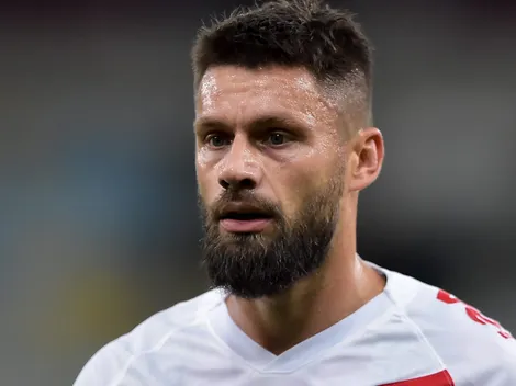 "Não sabe ser campeão", diz Rafael Sobis após vice do Atlético-MG