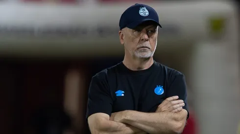 MANO MENEZES tecnico do Bragantino durante partida contra o Gremio no estadio Cicero De Souza Marques pelo campeonato Brasileiro A 2025. Foto: Joisel Amaral/AGIF