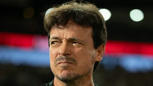 Fernando Diniz tecnico do Vasco durante partida contra o Fluminense no estadio Maracana pelo campeonato Brasileiro A 2025. Foto: Jorge Rodrigues/AGIF