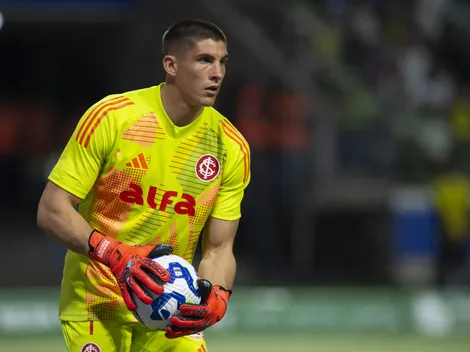 Internacional surpreende e relaciona Rochet contra o Santos