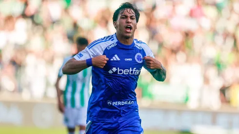Kaio Jorge jogador do Cruzeiro comemora seu gol durante partida contra o Juventude no estadio Alfredo Jaconi pelo campeonato Brasileiro A 2025. Foto: Luiz Erbes/AGIF