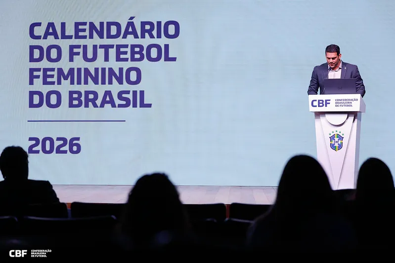 Samir Xaud, presidente da CBF, anunciou as mudanças em todo o calendário do futebol feminino brasileiro - Foto: Rafael Ribeiro/CBF