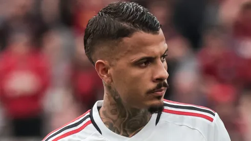 Diego Costa durante confronto contra o Athletico-PR na Copa do Brasil de 2023.