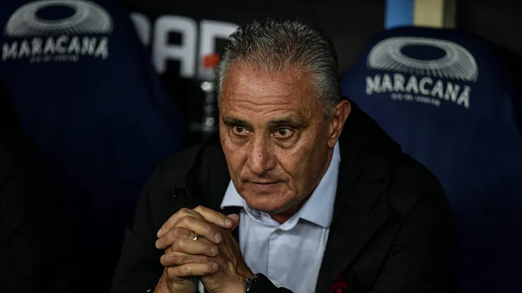 RJ - RIO DE JANEIRO - 15/05/2024 - COPA LIBERTADORES 2024, FLAMENGO X BOLIVAR - Tite tecnico do Flamengo durante partida contra o Bolivar no estadio Maracana pelo campeonato Copa Libertadores 2024. Foto: Thiago Ribeiro/AGIF