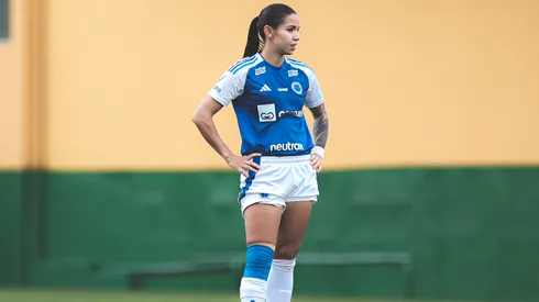Meia do Cruzeiro passa por cirurgia, mas já recebe alta – Foto: Gustavo Martins/Cruzeiro