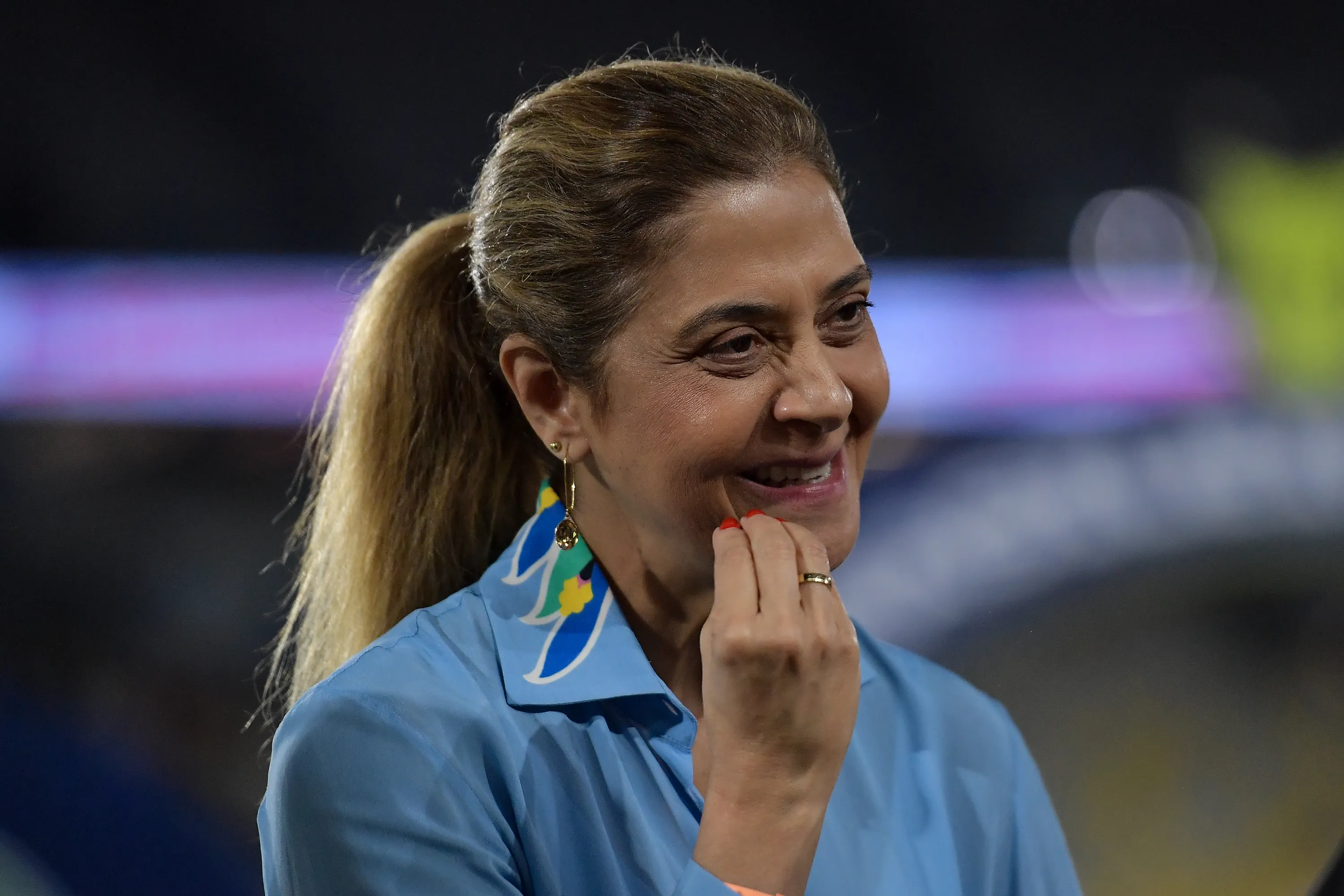 Leila Pereira presidente do Palmeiras durante partida contra o Fluminense no estadio Maracana pelo campeonato Brasileiro A 2025. Foto: Thiago Ribeiro/AGIF