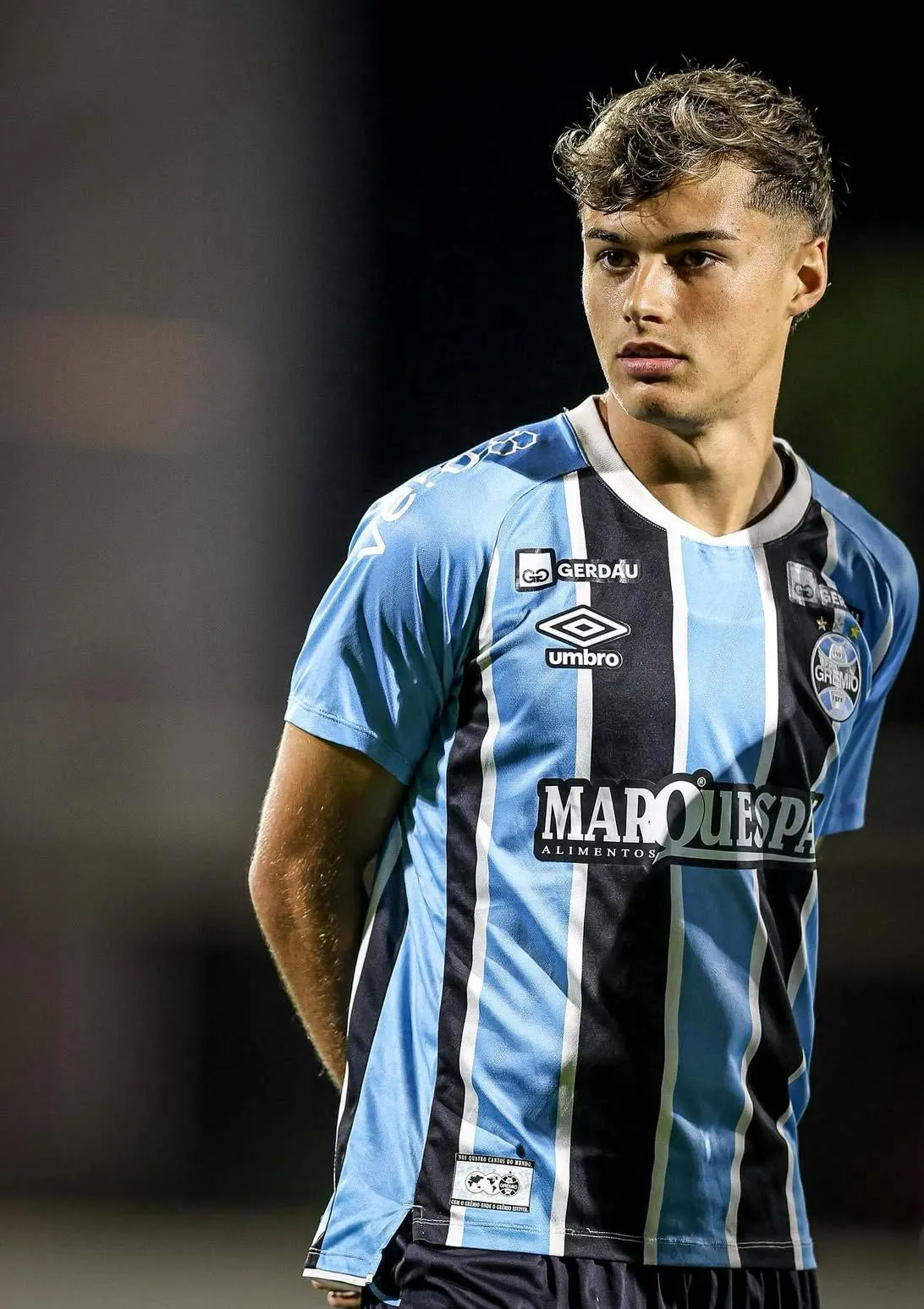 Volante pode ser negociado – Foto: Reprodução Instagram/Tiaguinho.