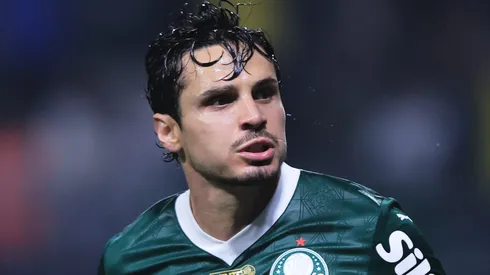 Raphael Veiga jogador do Palmeiras comemora seu gol durante partida contra o Juventude no estadio Arena Allianz Parque pelo campeonato Brasileiro A 2025. Foto: Ettore Chiereguini/AGIF