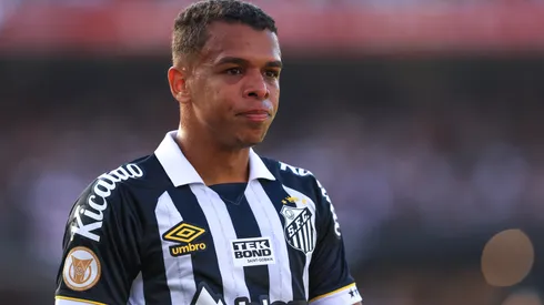 Sandry atuando no Santos em 2023