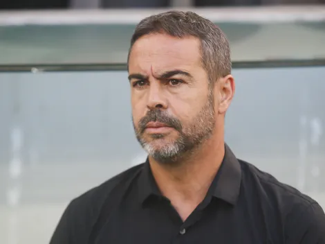 Artur Jorge é oferecido ao Grêmio, mas acerto para 2026 tem entrave