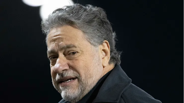 Julio Casares vive momento conturbado no São Paulo.