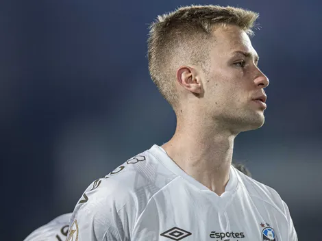 Ronald retorna ao Grêmio, mas futuro será definido com nova diretoria