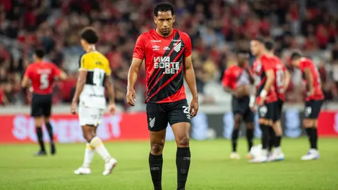 Habraão está perto de deixar o Athletico-PR