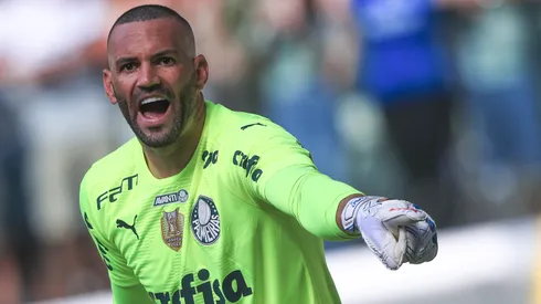Weverton goleiro do Palmeiras durante partida contra o Sao Paulo no estadio Arena Allianz Parque pelo campeonato Paulista 2023.