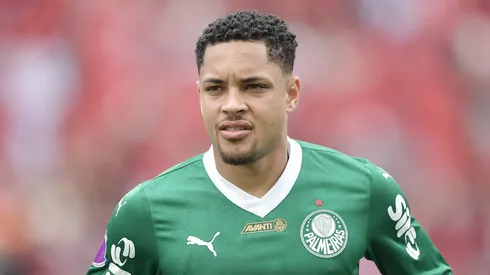 Vitor Roque jogador do Palmeiras durante partida contra o Flamengo no estádio Maracanã pelo campeonato Brasileiro A 2025. Foto: Thiago Ribeiro/AGIF