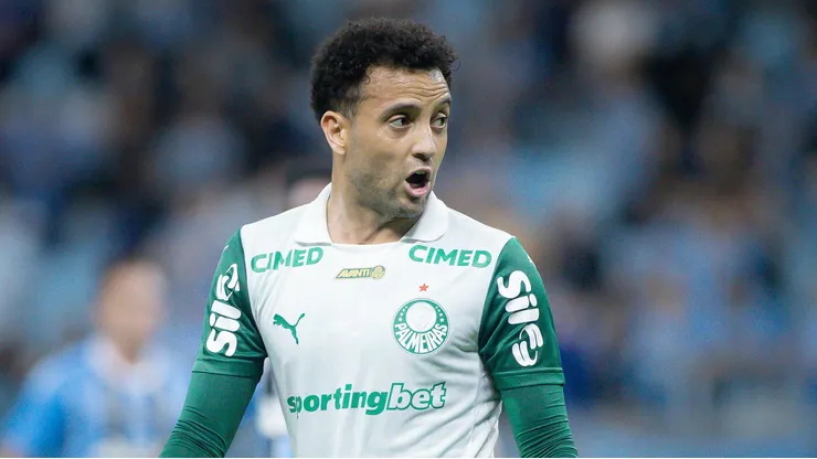Felipe Anderson se tornou desfalque no Palmeiras.