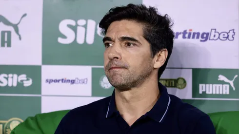 SP – SAO PAULO – 26/10/2025 – BRASILEIRO A 2025, PALMEIRAS X CRUZEIRO – Abel Ferreira tecnico do Palmeiras durante partida contra o Cruzeiro no estadio Arena Allianz Parque pelo campeonato Brasileiro A 2025. Foto: Marcello Zambrana/AGIF