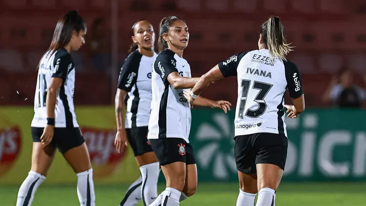 Corinthians Feminino (Foto: Rebeca Reis/Ag.Paulistão
