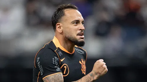Corinthians quer renovar o empréstimo de Maycon.