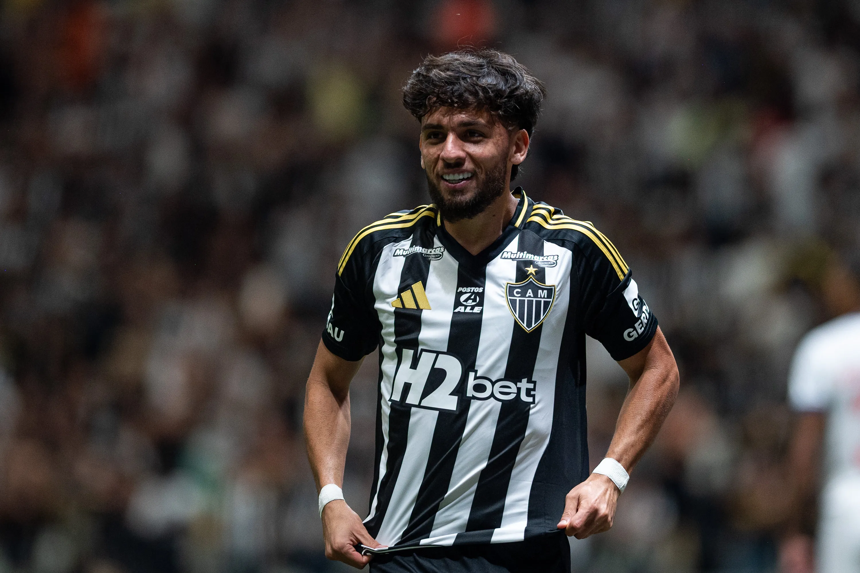 MG – BELO HORIZONTE – 05/11/2025 – BRASILEIRO A 2025, ATLETICO-MG X BAHIA – Biel jogador do Atletico-MG comemora seu gol durante partida contra o Bahia no estadio Arena MRV pelo campeonato Brasileiro A 2025. Foto: Alessandra Torres/AGIF