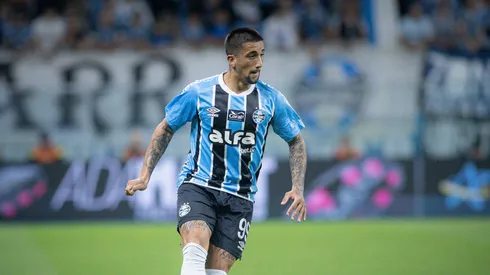 Kike Oliveira só deixará o Grêmio rumo ao Nacional-URU.