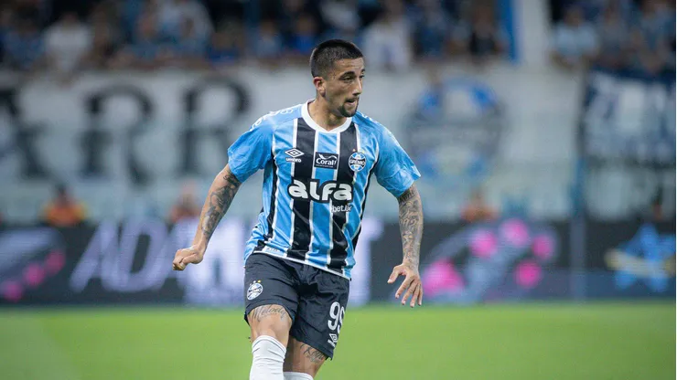 Kike Oliveira só deixará o Grêmio rumo ao Nacional-URU.