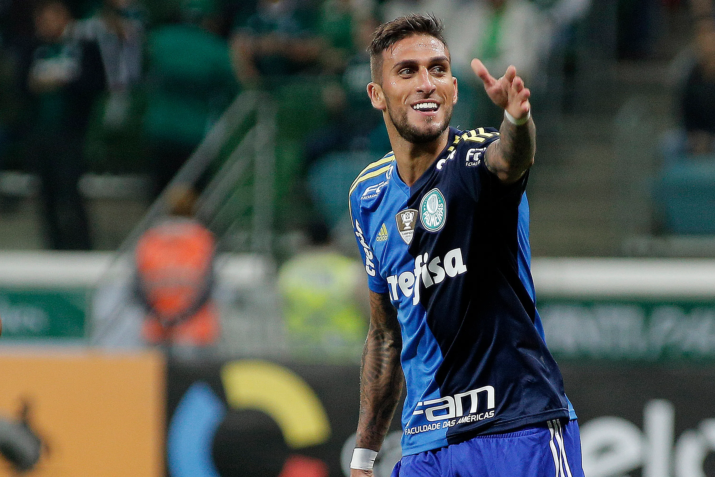 SAO PAULO – SP – 31/08/2016 – COPA DO BRASIL 2016/PALMEIRAS X BOTAFOGO-PB  – O jogador Rafael Marques comemora o segundo gol do Palmeiras durante partida de ida das oitavas de final da Copa do Brasil 2016, na Arena Allianz Parque/ Sao Paulo. foto:Daniel Vorley/AGIF.