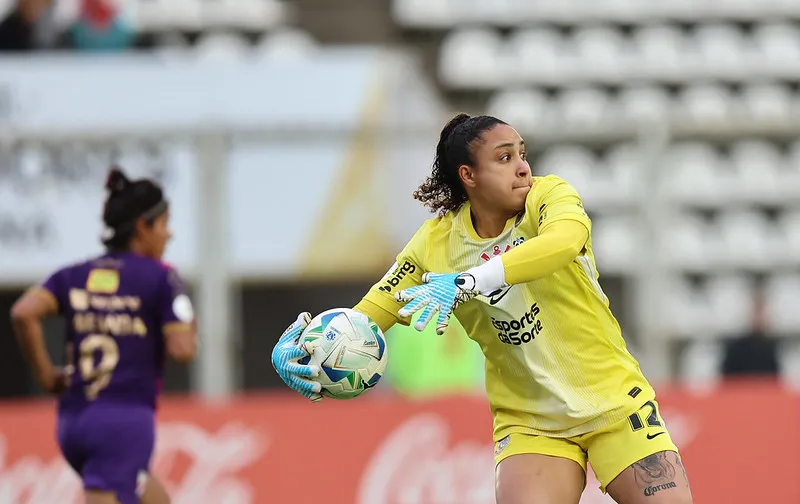 Lelê esteve em campo em um jogo do Corinthians na Libertadores Feminina, contra o Always Ready – Foto: Staff Images Woman/Conmebol