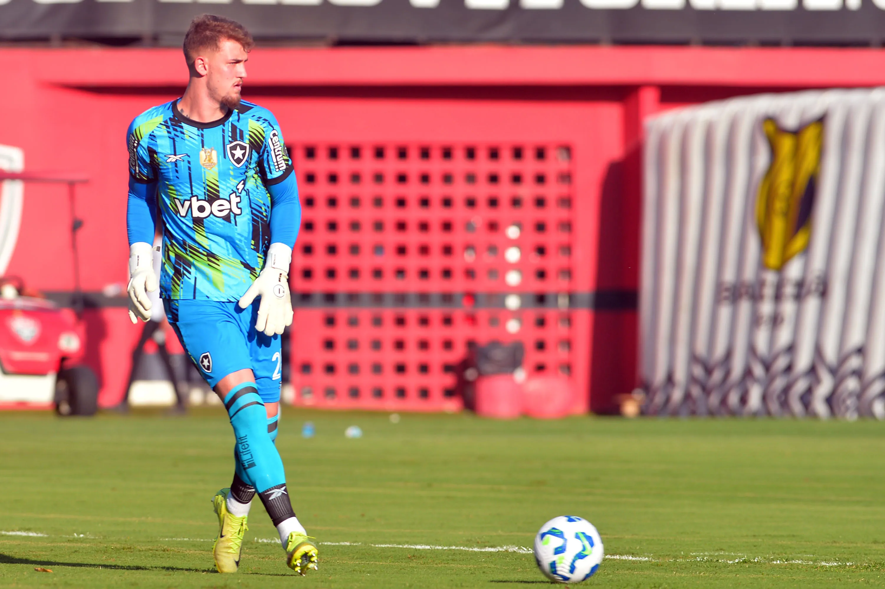 Leo Linck goleiro do Botafogo durante partida contra o Vitoria – Foto: Walmir Cirne/AGIF